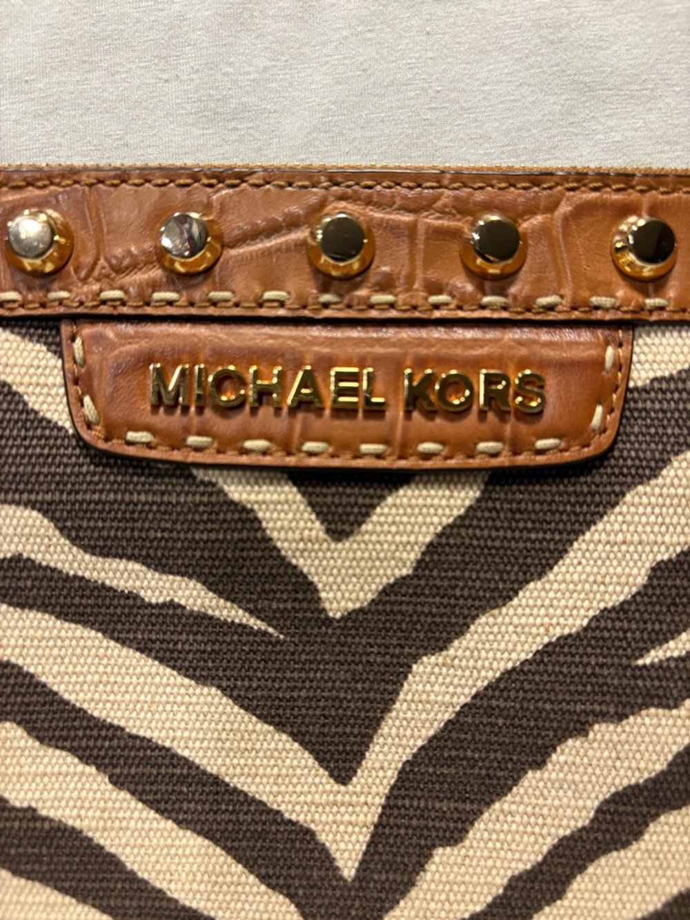 Michael Kors Selma Pick Stitch Large Zip Clutch - Picture 2 of 5